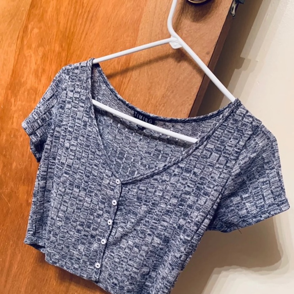 Grey crop top